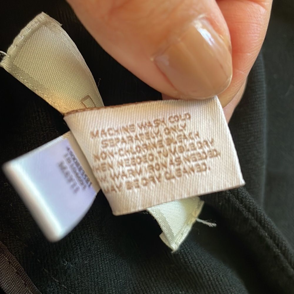 ‎Chico’s black pants - Picture 7 of 8